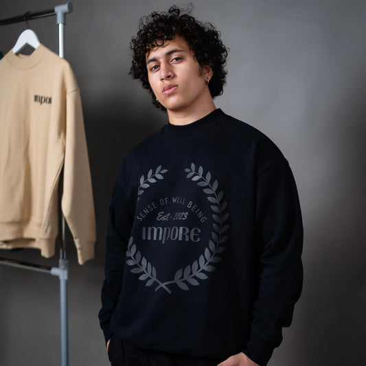 BLACK TRIUMPH SWEATSHIRT